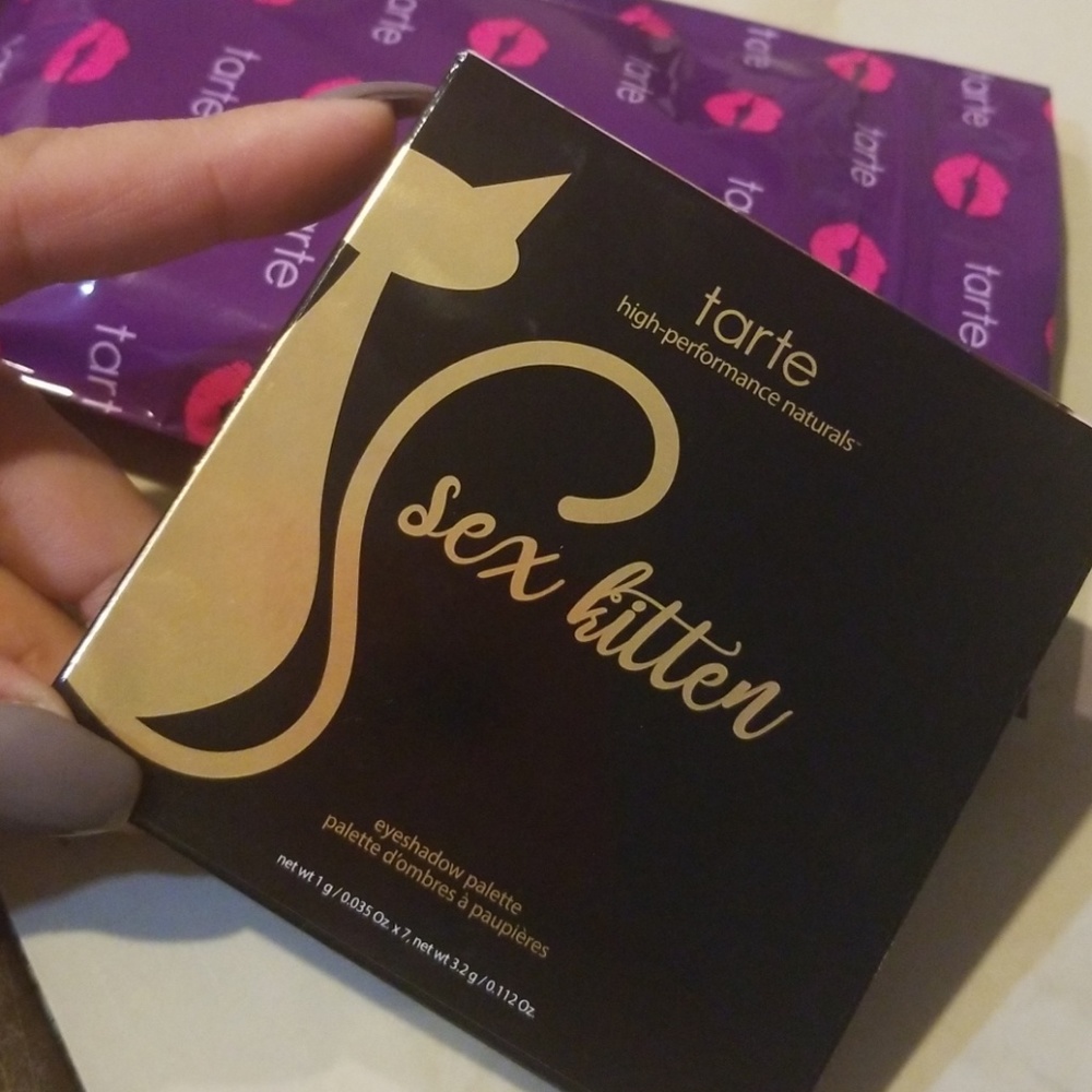 🎉Host Pick🎉Tarte Sex Kitten Palette - Picture 3 of 3